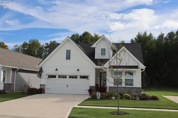 2163 Myla Way, Elyria, OH 44035