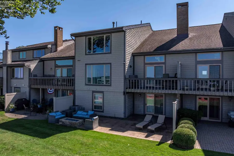 1130 By The Shores Drive #6, Huron, OH 44839 - #3