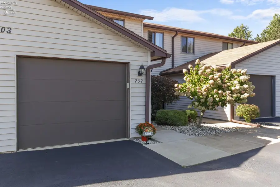 4703 Pinewood Drive #232, Sandusky, OH 44870 - #2