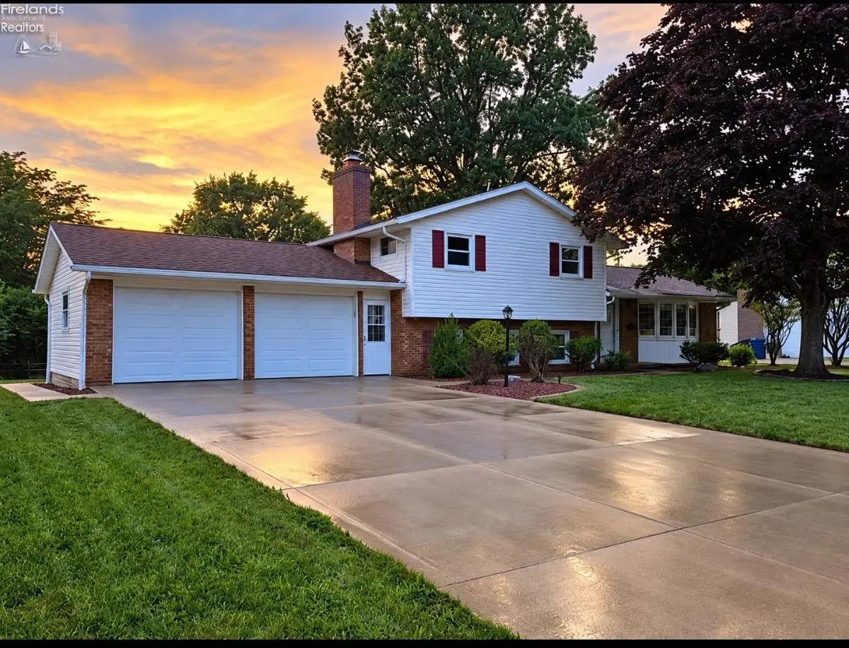68 Pearl Drive, Shelby, OH 44875 - #1