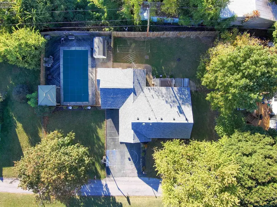 2058 Skyline Drive, Marblehead, OH 43440 - #3