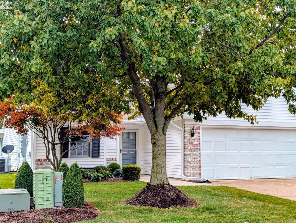 206 Lisa Ann Drive, Huron, OH 44839 - #1
