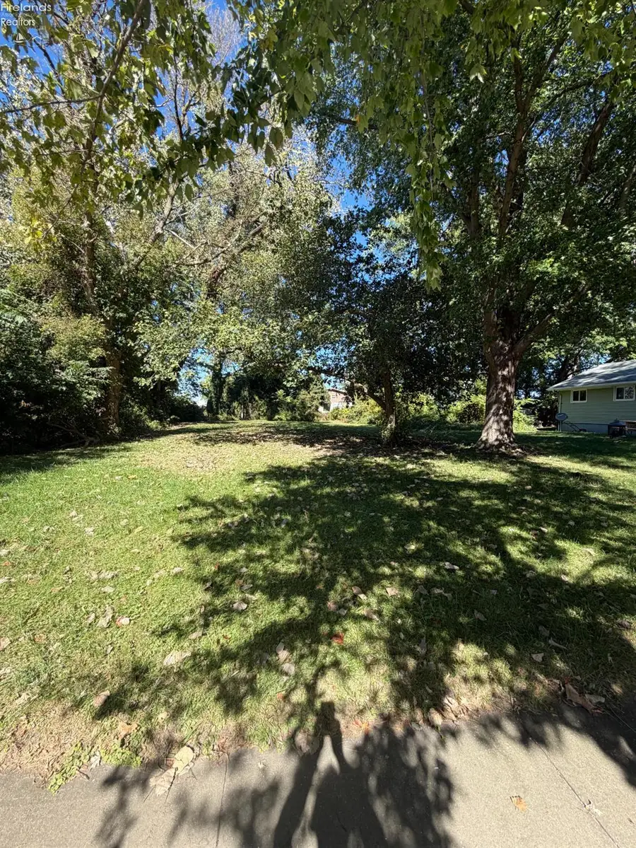 1813 3rd Street, Sandusky, OH 44870 - #3