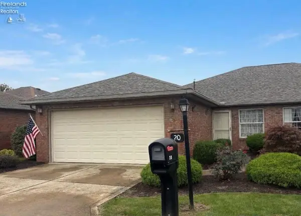 20 Wedgewood Drive, Willard, OH 44890