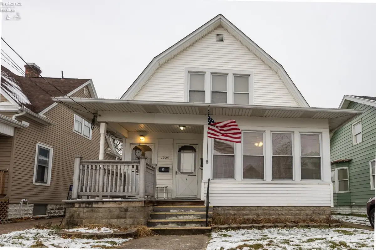 1225 W Osborne Street, Sandusky, OH 44870 - #1