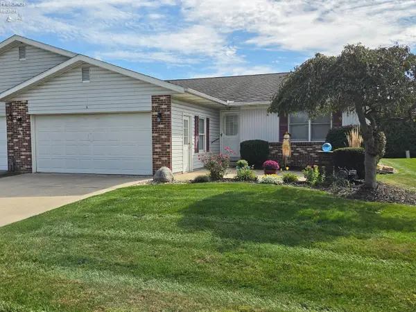 5 W Teakwood Court, Tiffin, OH 44883