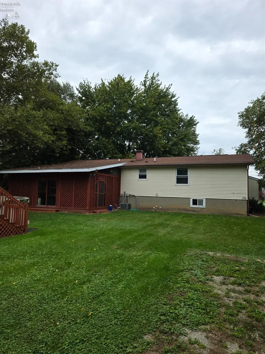 5616 Mccartney Road, Sandusky, OH 44870 - #3