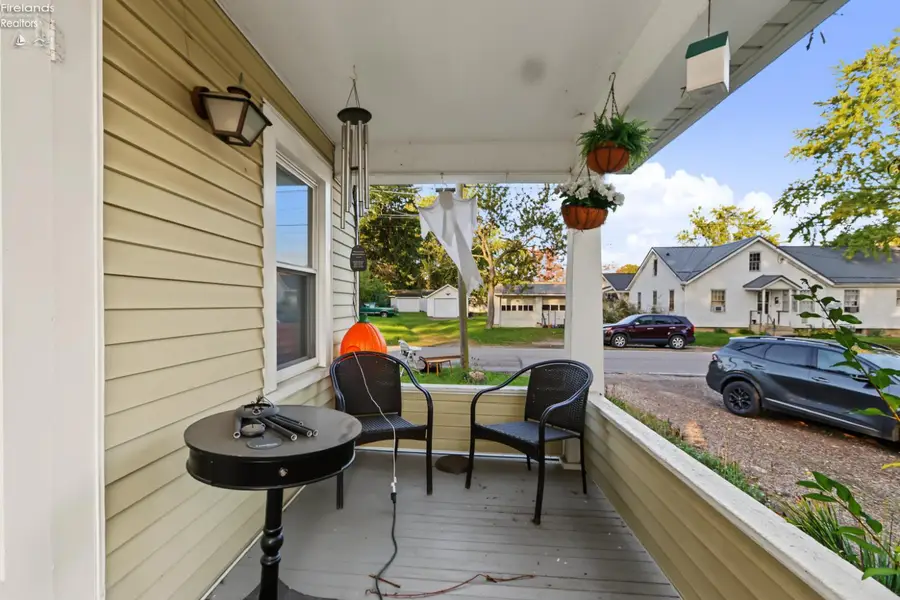 317 Ashland Ave, Ashland, OH 44805 - #2