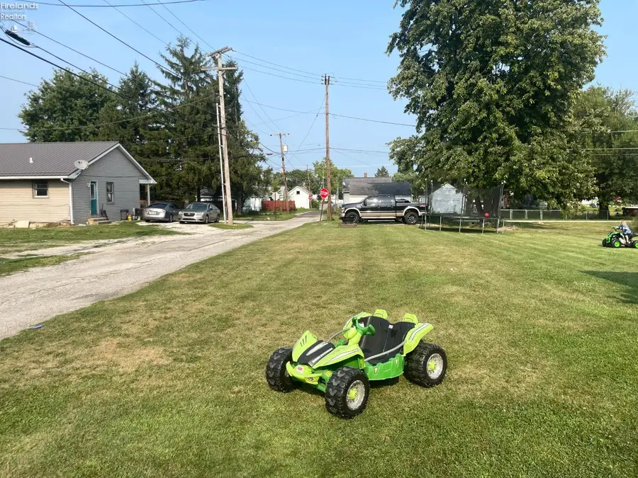 25 Maple Street, Tiffin, OH 44883 - #3