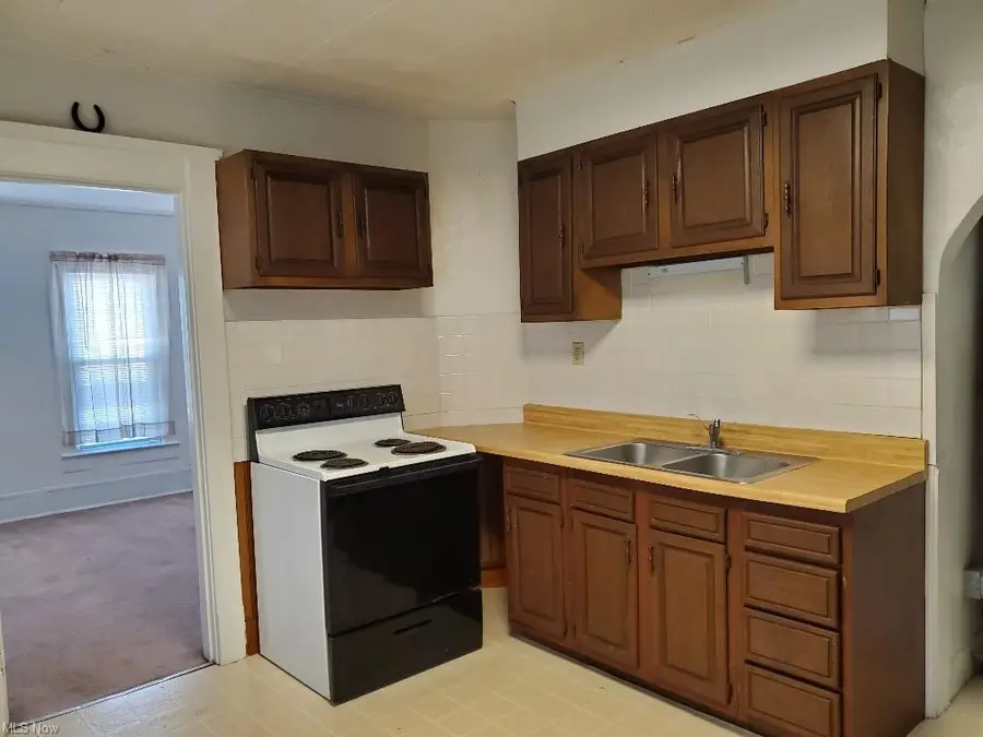 3103 Ruby Avenue, Cleveland, OH 44109 - #3