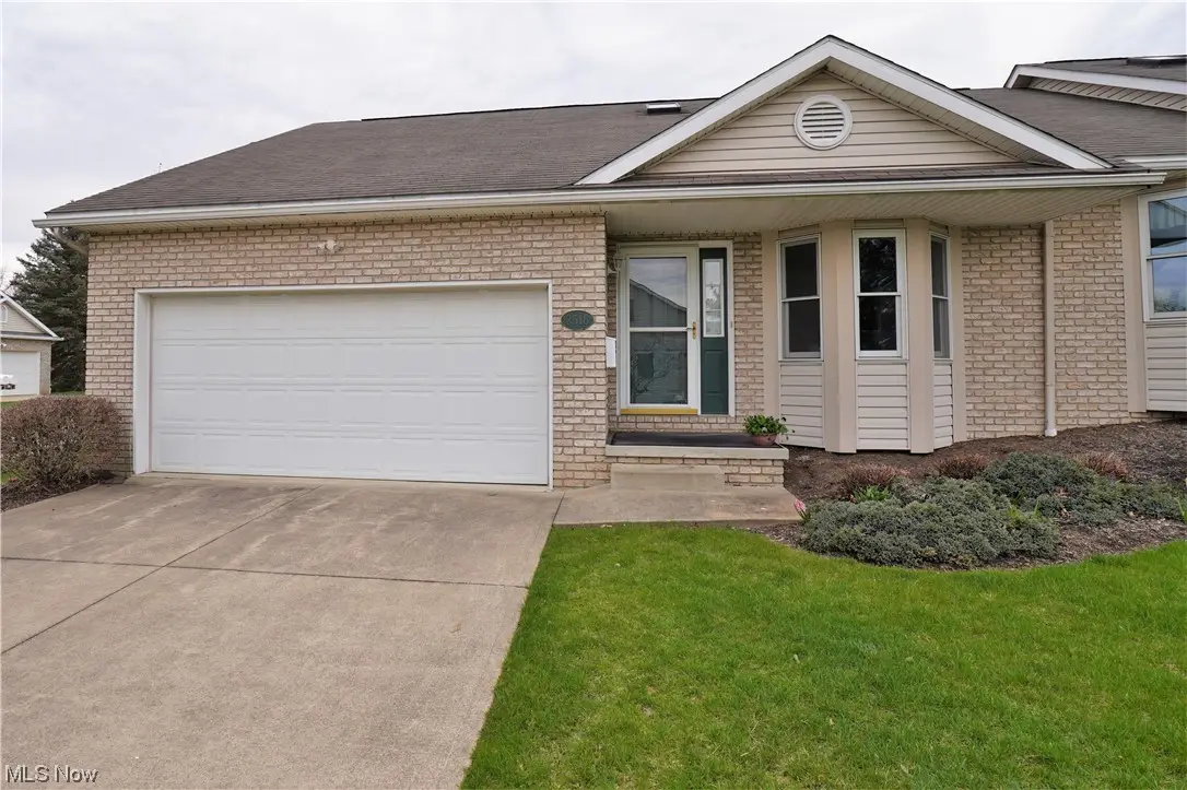 2518 Woodlawn Nw Circle #42A, Canton, OH 44708 - #1