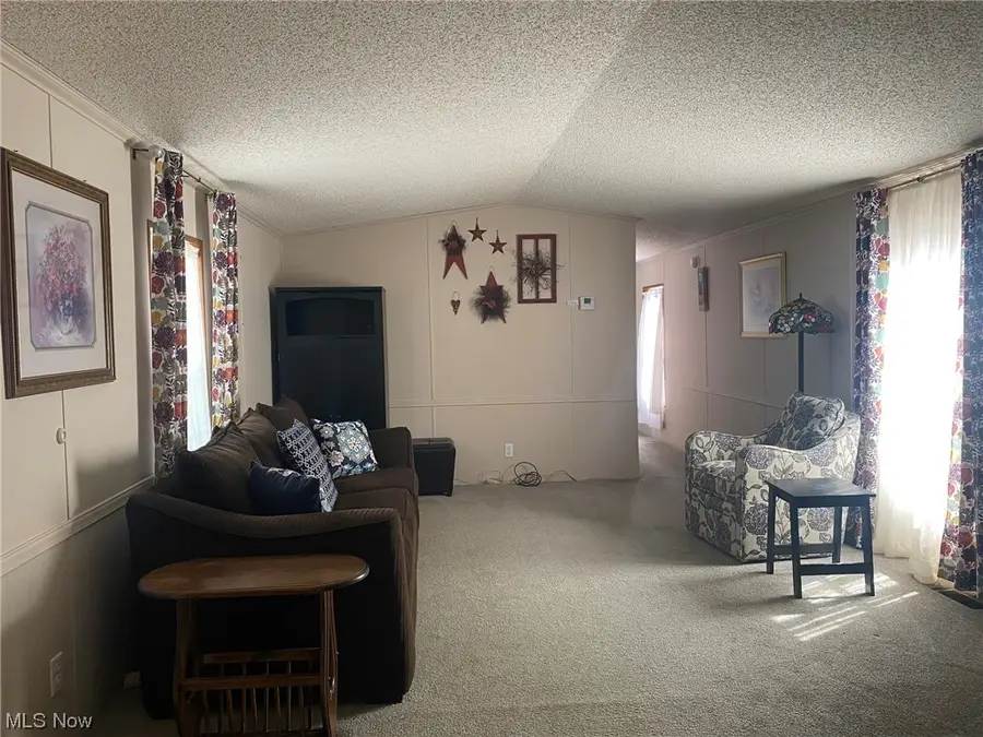 608 Patricia Nw Avenue, New Philadelphia, OH 44663 - Image #3