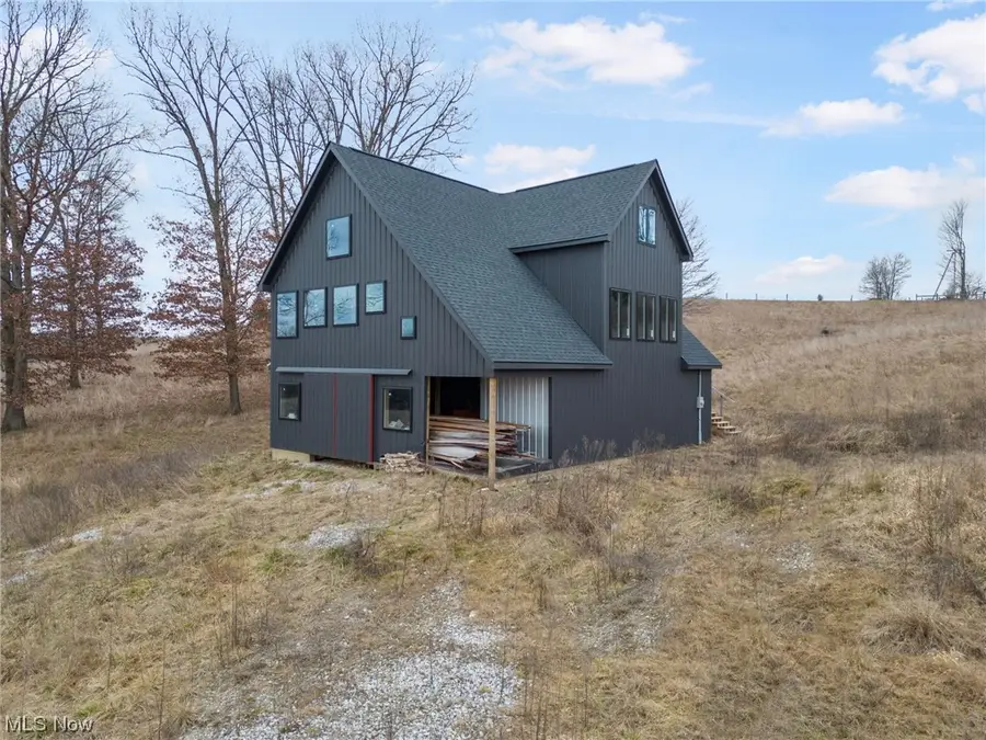 3640 NW Hope Road, Magnolia, OH 44643 - #2