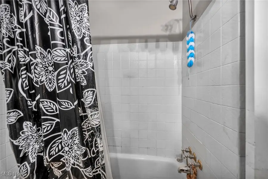 13719 Wolf Avenue, Garfield Heights, OH 44125 - Image #3