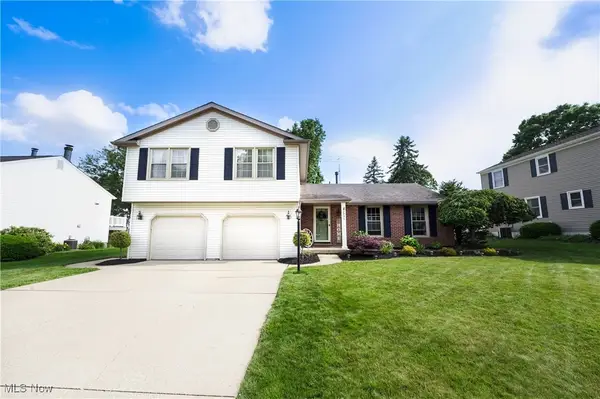 7995 Woodrush Nw Drive, North Canton, OH 44720