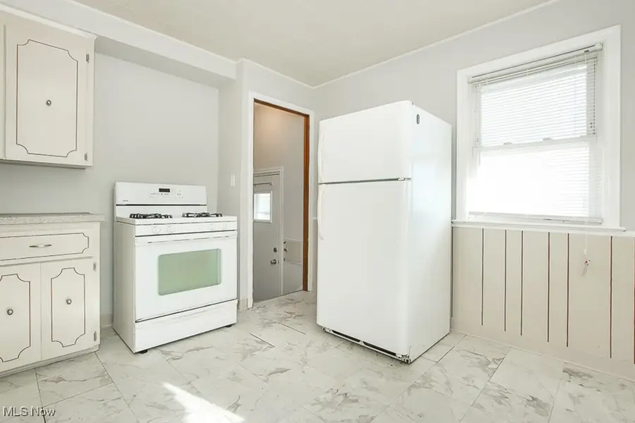 5008 Kenmore Avenue, Parma, OH 44134 - Image #3