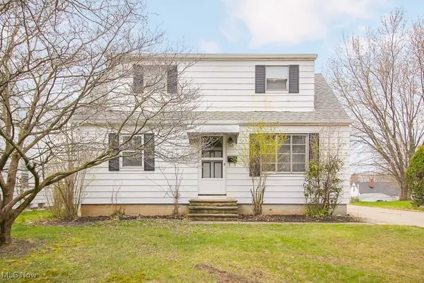 105 Tudor Avenue, Bedford, OH 44146