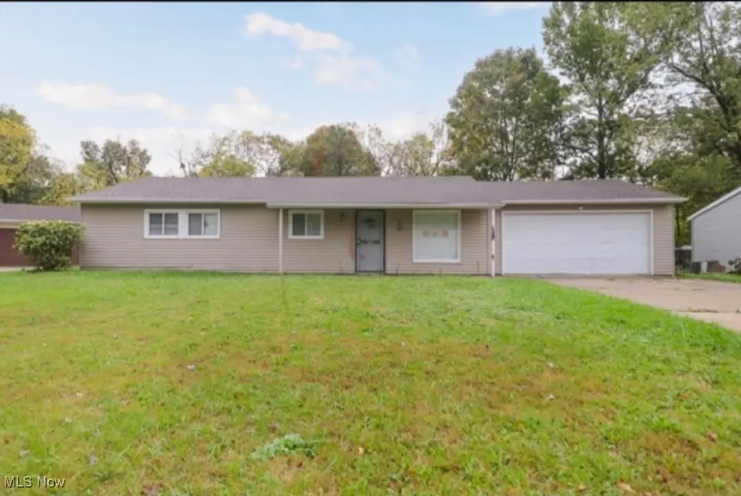 24605 Uppingham Road, Bedford Heights, OH 44146 - Image #1