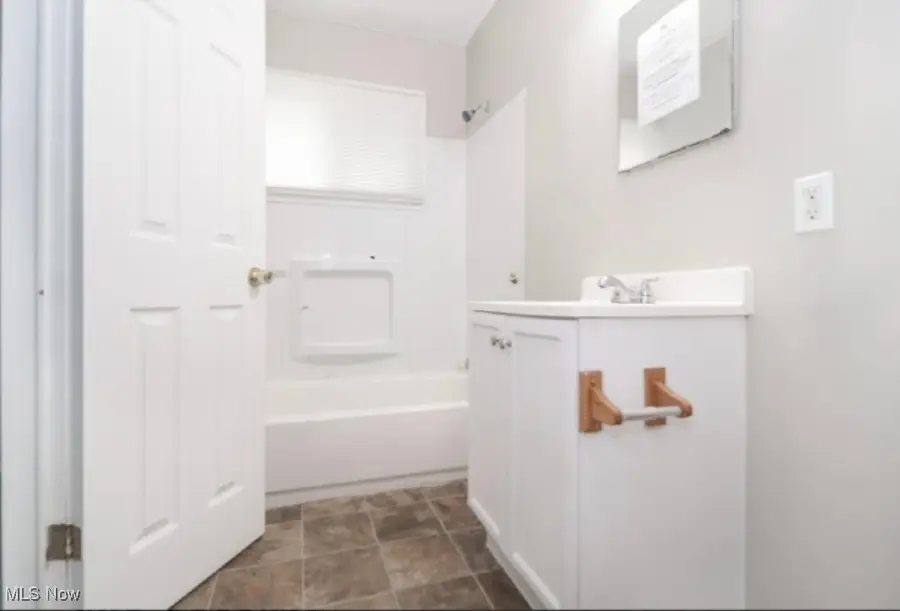 24605 Uppingham Road, Bedford Heights, OH 44146 - Image #3