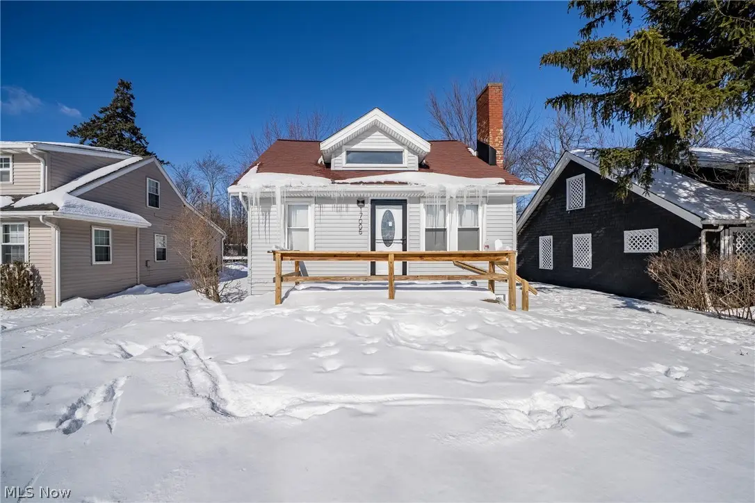 17005 Mapleboro Avenue, Maple Heights, OH 44137 - #1