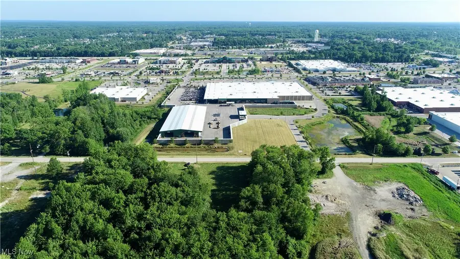 35666 Schneider Court, Avon, OH 44011 - Image #3