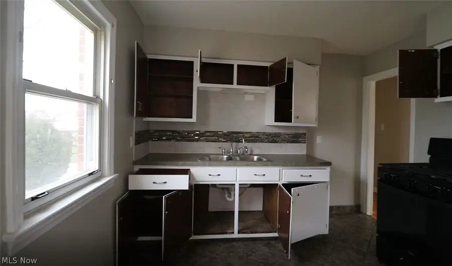 3106 Brookdale Avenue, Parma, OH 44134 - #3