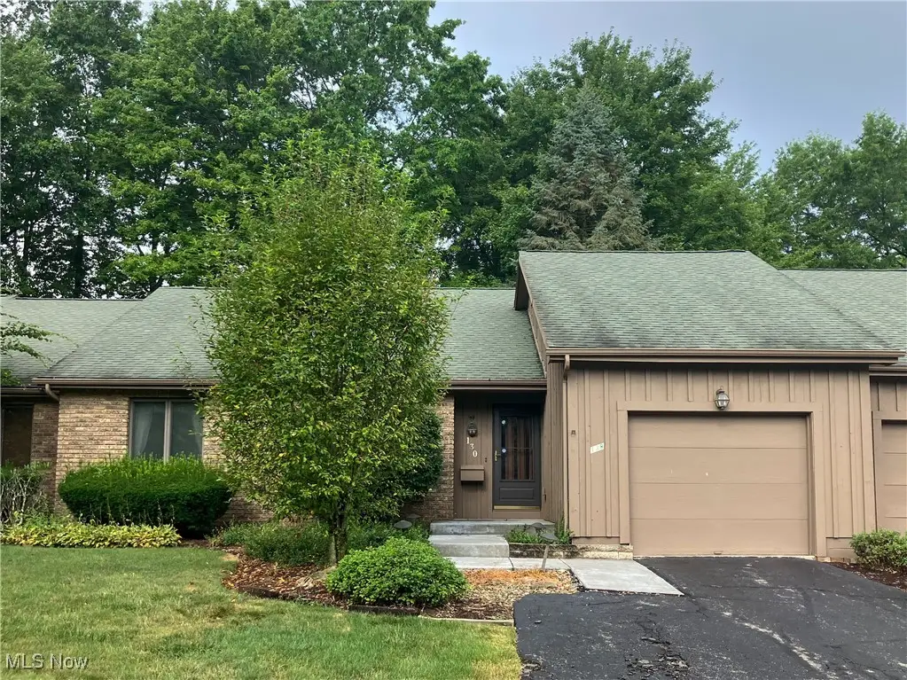 130 Topaz Trail, Cortland, OH 44410 - Image #1