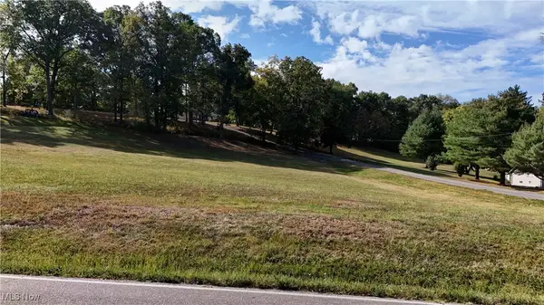 Pleasant Valley Drive, Coshocton, OH 43812