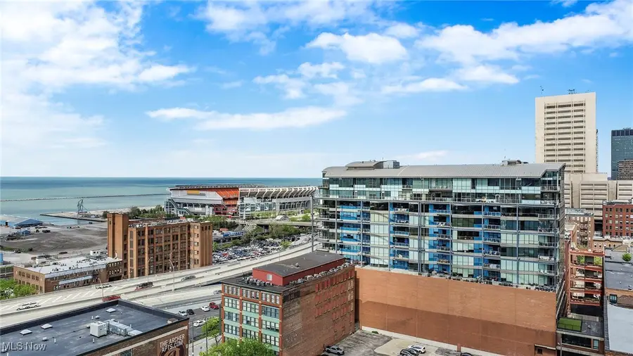 701 W Lakeside Avenue #501, Cleveland, OH 44113 - Image #2
