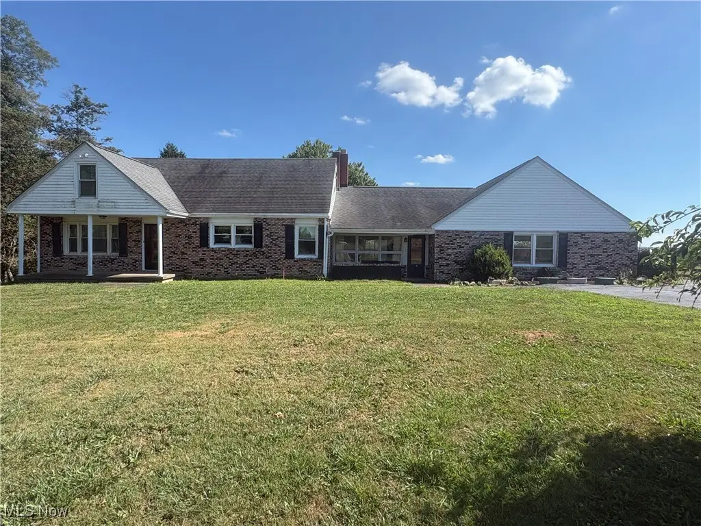 53760 Farmington Road, Bridgeport, OH 43912 - Image #1