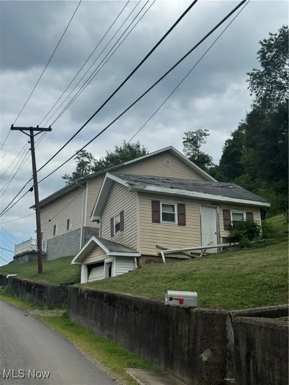 56624 Boyd Avenue, Bridgeport, OH 43912 - Image #2