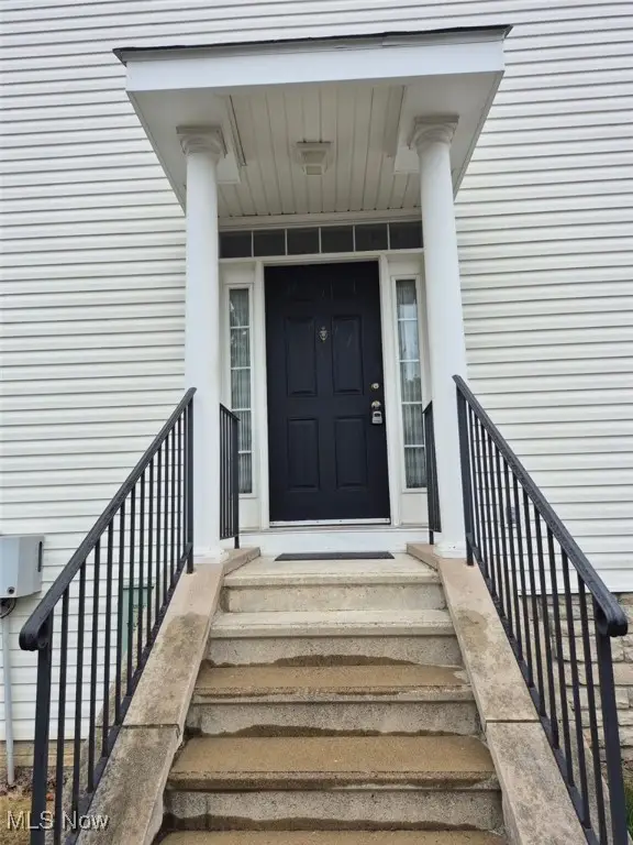 400 Oxford Oak Drive, Blacklick, OH 43004 - Image #1