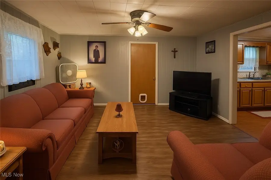 49659 Water Street, Saint Clairsville, OH 43950 - Image #2