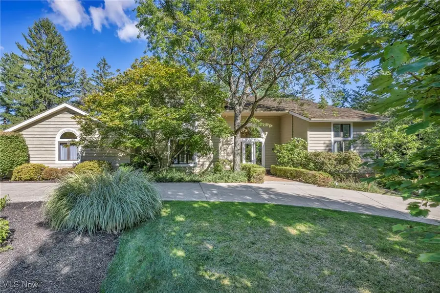 2655 Fairwood Drive, Pepper Pike, OH 44124 - Image #2