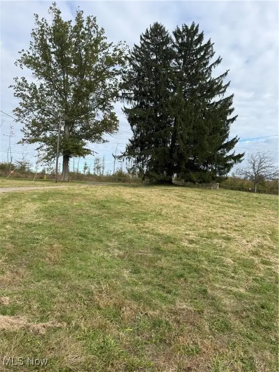 1657 Ridge Road, Vienna, OH 44473 - Image #2