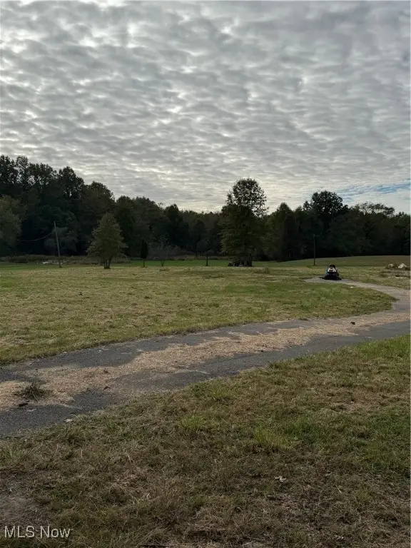 1657 Ridge Road, Vienna, OH 44473 - Image #3