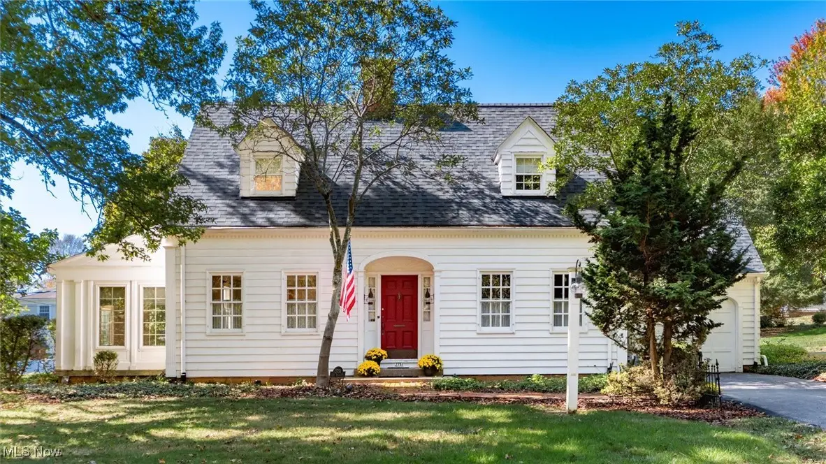 2751 E Ridgewood Circle, Zanesville, OH 43701 - Image #1