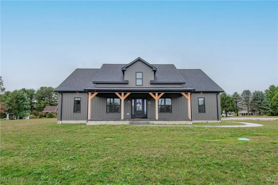 49981 N Park Circle, East Liverpool, OH 43920 - Image #1