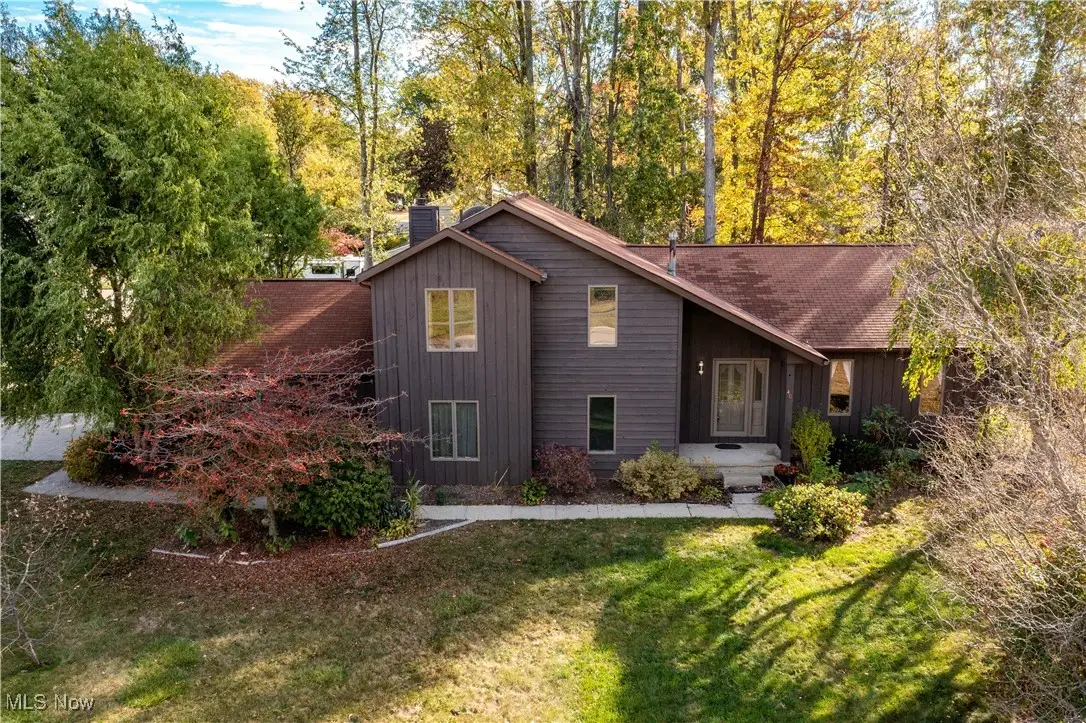 408 Loyola Drive, Elyria, OH 44035 - Image #1