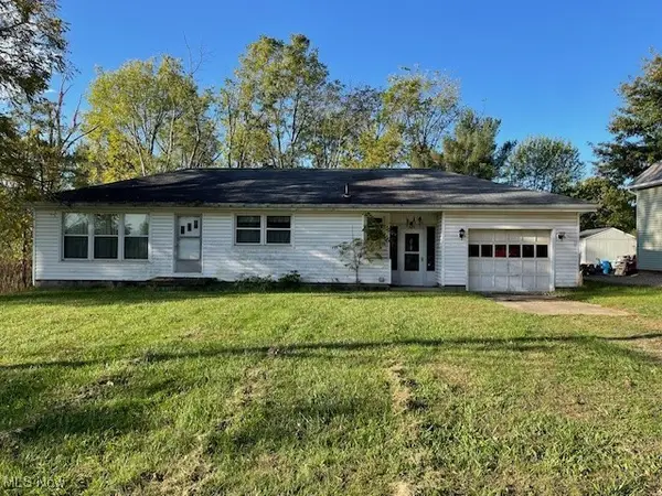 967 Canal S Street, Canal Fulton, OH 44614