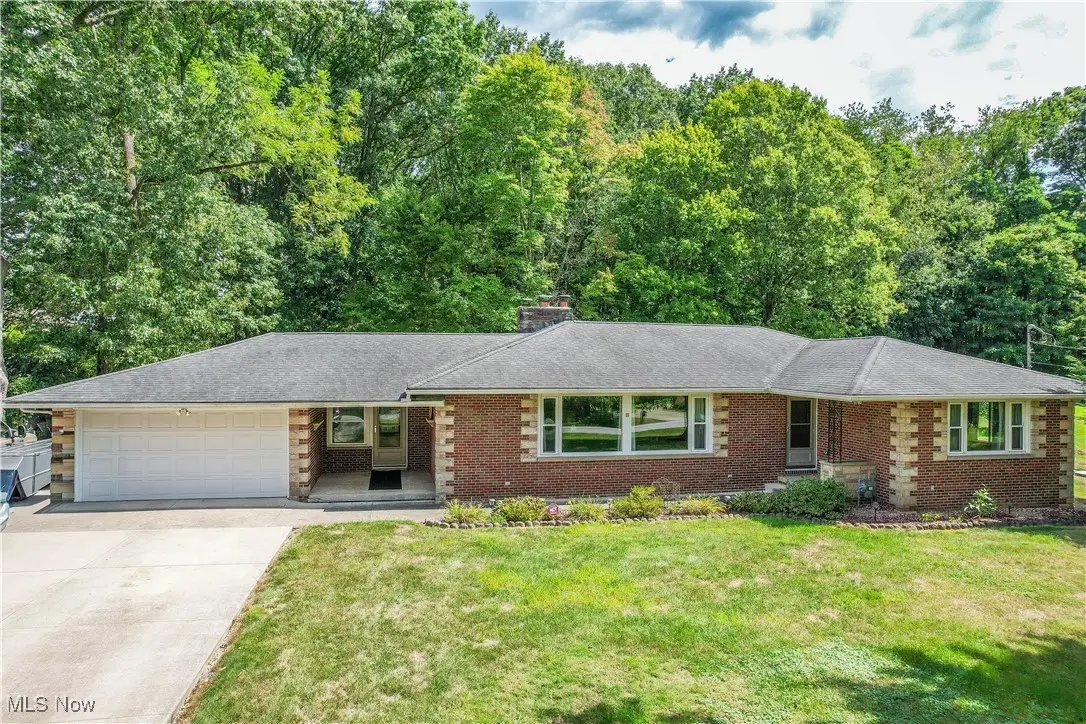 4393 Hilltop Drive, New Franklin, OH 44203 - Image #1