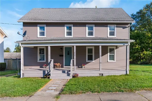 233 Nassau W Street, East Canton, OH 44730