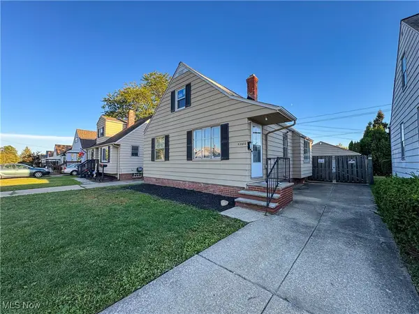 13012 Oak Park Boulevard, Garfield Heights, OH 44125