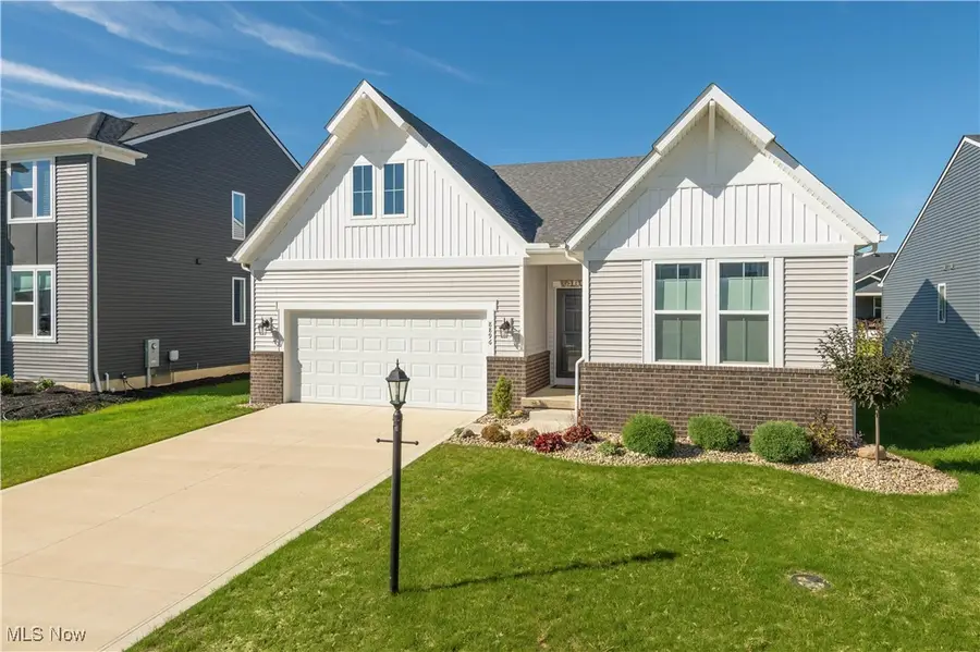 8896 Firethorne Drive, Columbia Station, OH 44028 - Image #2