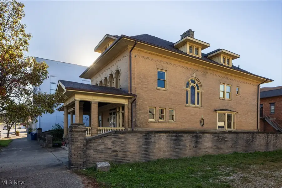 16 E Broadway Street, Wellston, OH 45692 - #3