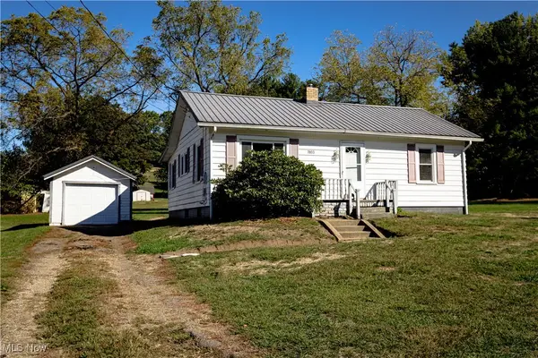 7803 Elson Se Street, Waynesburg, OH 44688