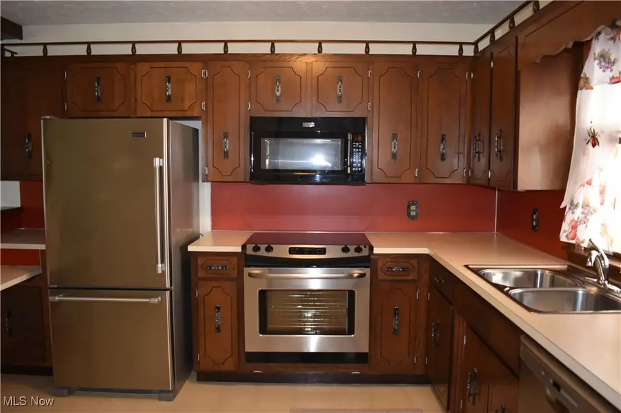 2530 Monnie Place, Zanesville, OH 43701 - Image #2