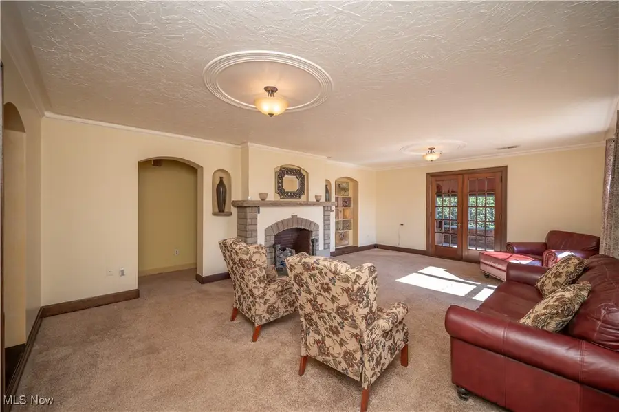 1367 N Market Street, East Palestine, OH 44413 - Image #2