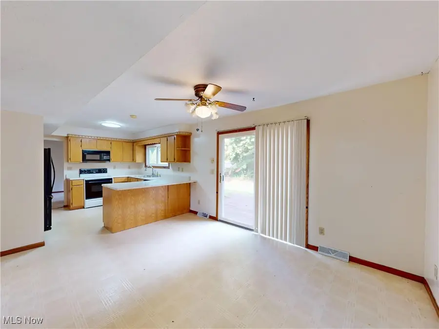 1025 S Ridge E Road, Geneva, OH 44041 - Image #3