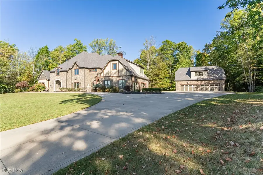 215 Brighton Lane, Peninsula, OH 44264 - Image #3
